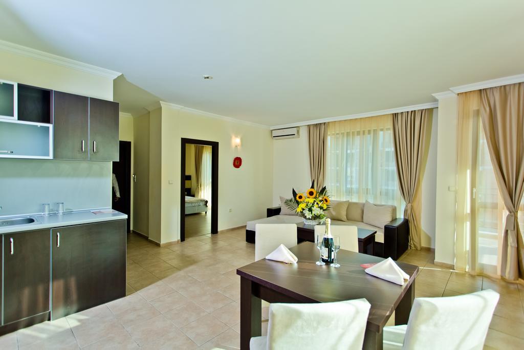 Saint George Palace Hotel Sveti Vlas Dış mekan fotoğraf